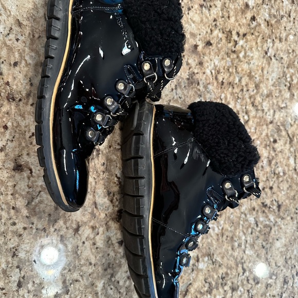 Cole Haan Zero Grand Waterproof Boots! Size 5.5 - Picture 4 of 5